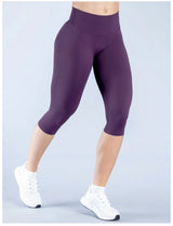 High-Waisted Seamless Scrunch Capri Leggings Sample